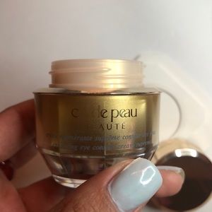 Cle de Peau Eye Contour Cream Supreme